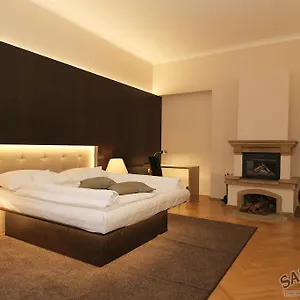 Santander 4*, Brno Česká republika