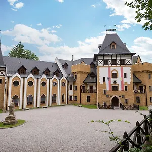 Zámek Lužec Spa&wellness 4*, Karlovy Vary Česká republika